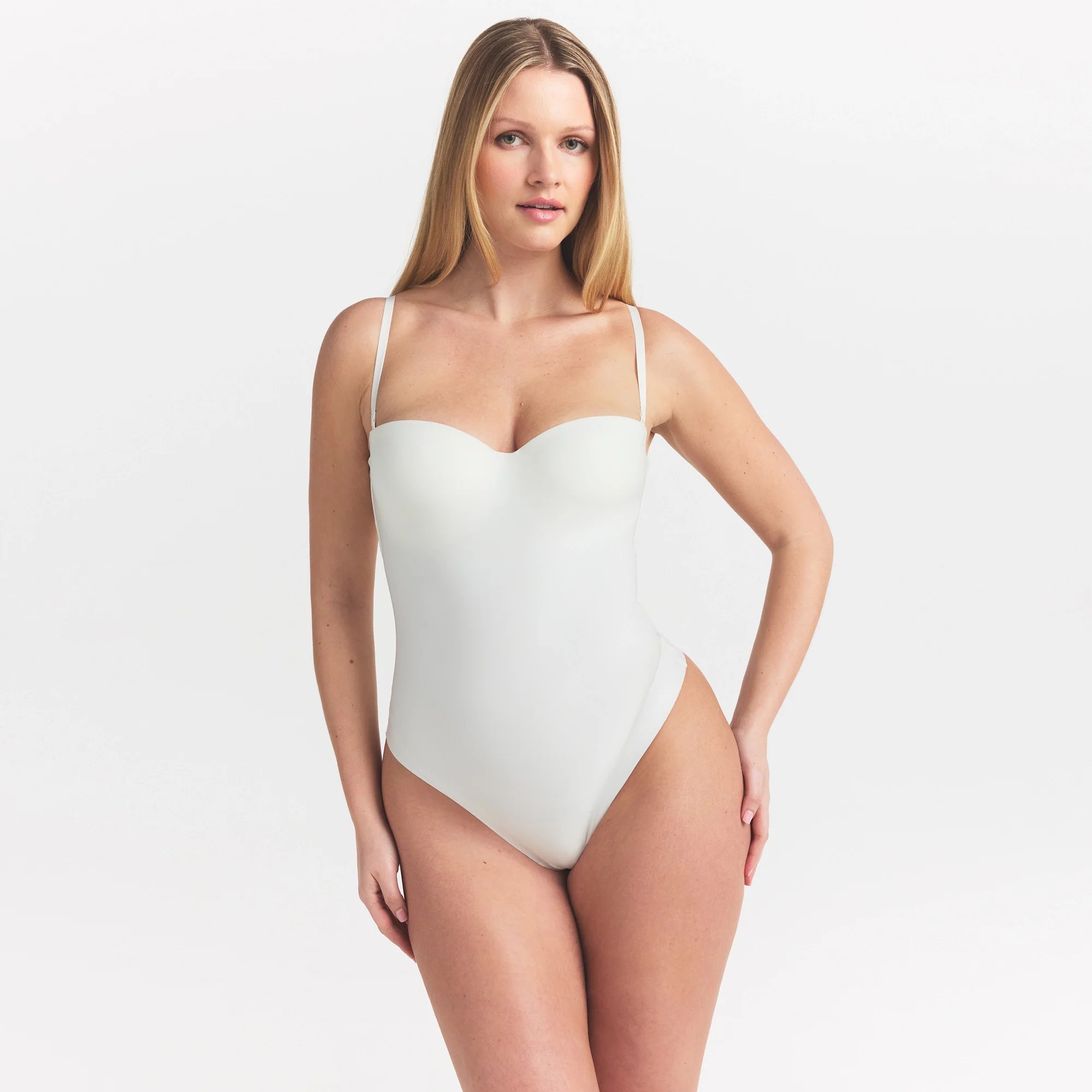 SKIMS BODY UNDERWIRE THONG BODYSUIT | IVORY