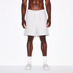 FLEECE LOUNGE MENS RELAXED SHORT | LIGHT HEATHER GREY