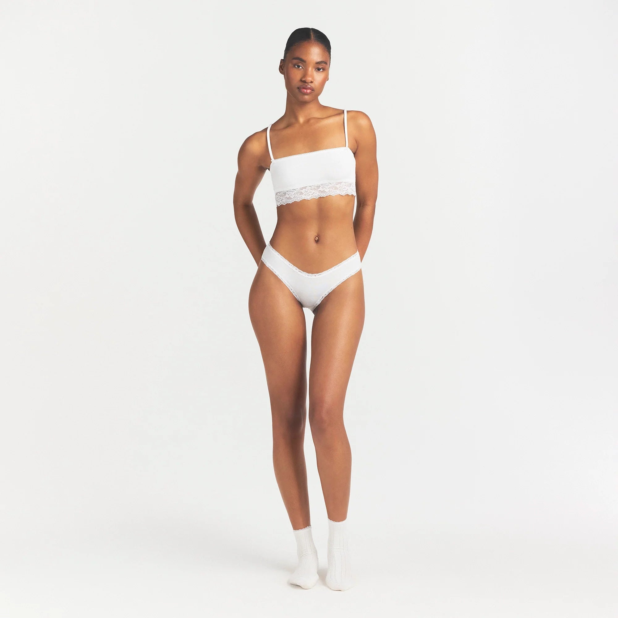 LIGHTWEIGHT COTTON STRAIGHT NECK BRALETTE | SNOW