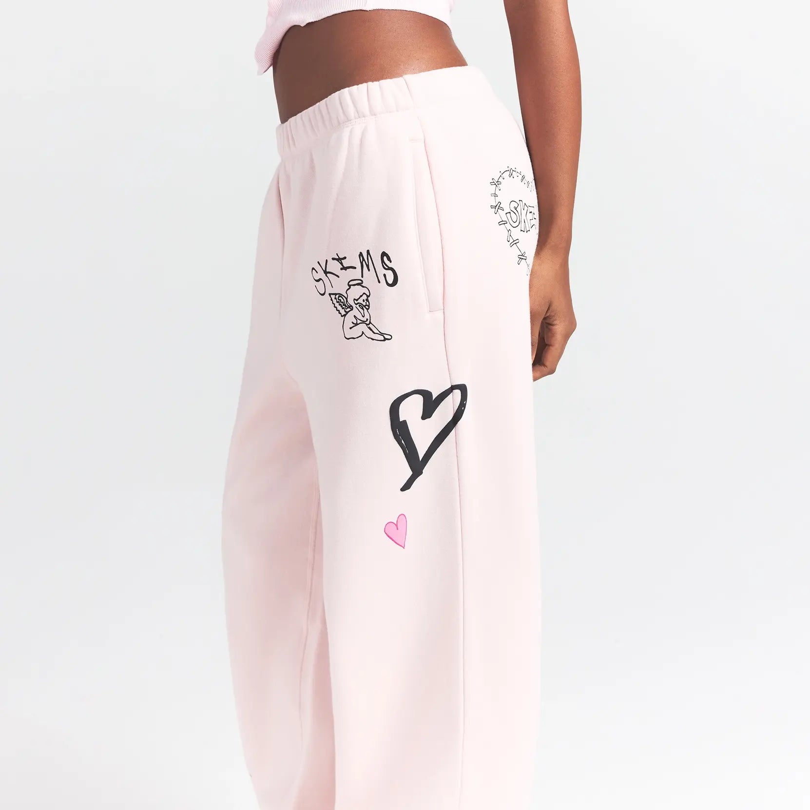 COTTON FLEECE CLASSIC STRAIGHT LEG PANT | BARELY PINK ANGEL SKETCH