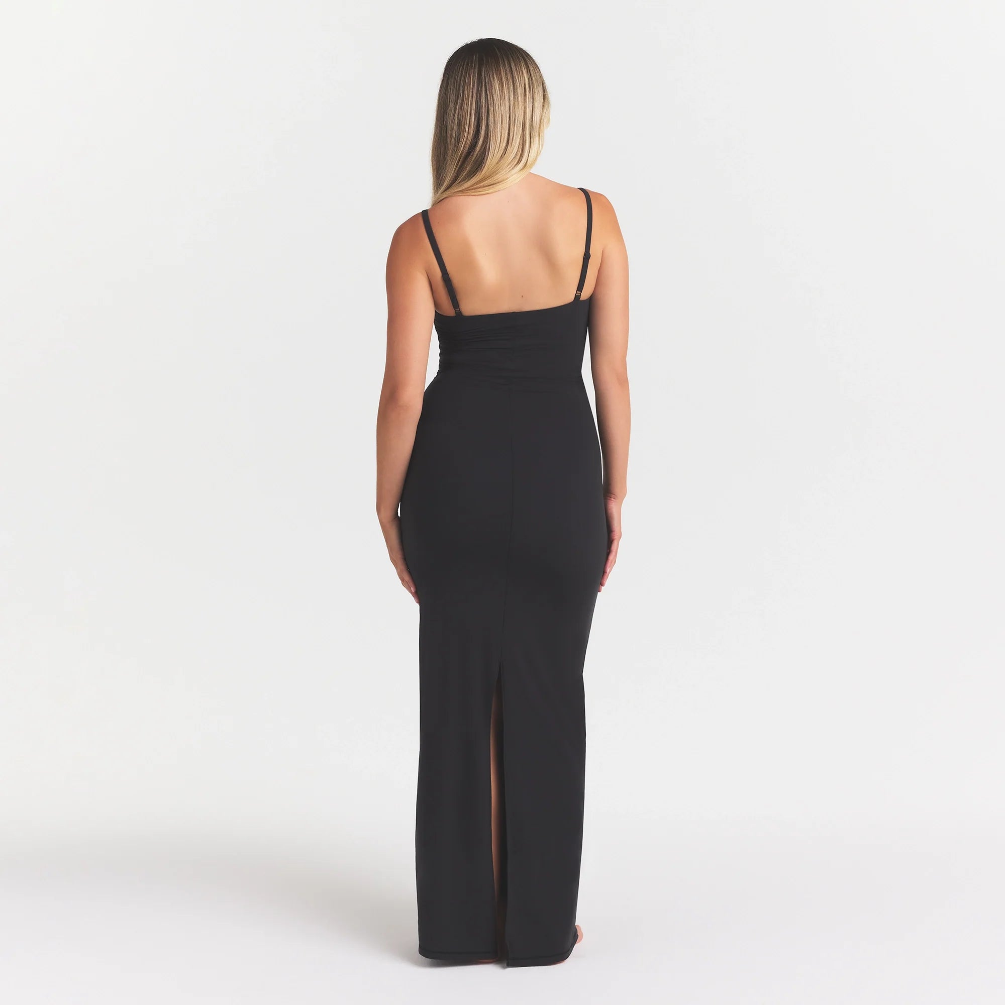 FITS EVERYBODY MATERNITY LONG SLIP DRESS | ONYX
