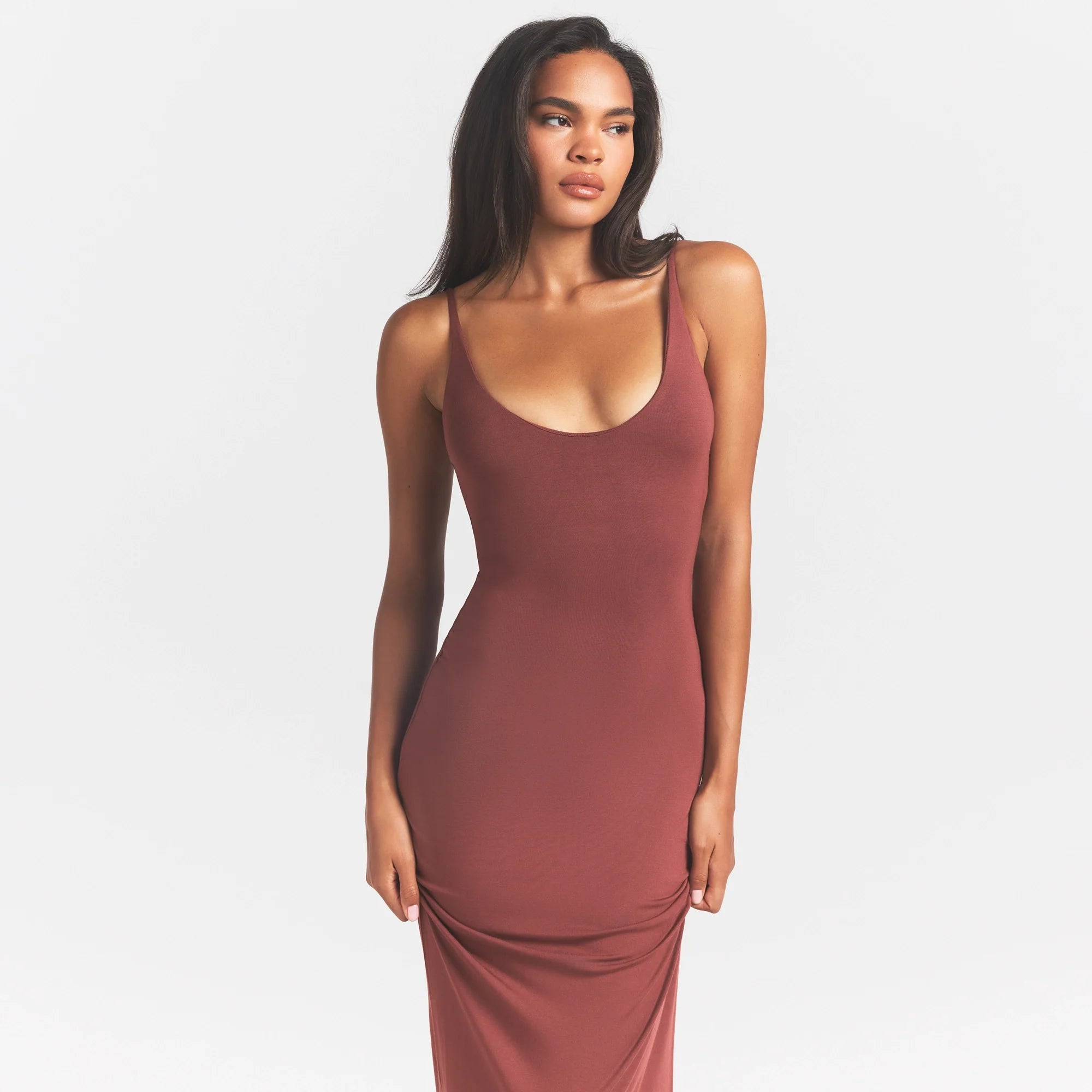 SMOOTH LAYERS SCOOP NECK LONG DRESS | HENNA