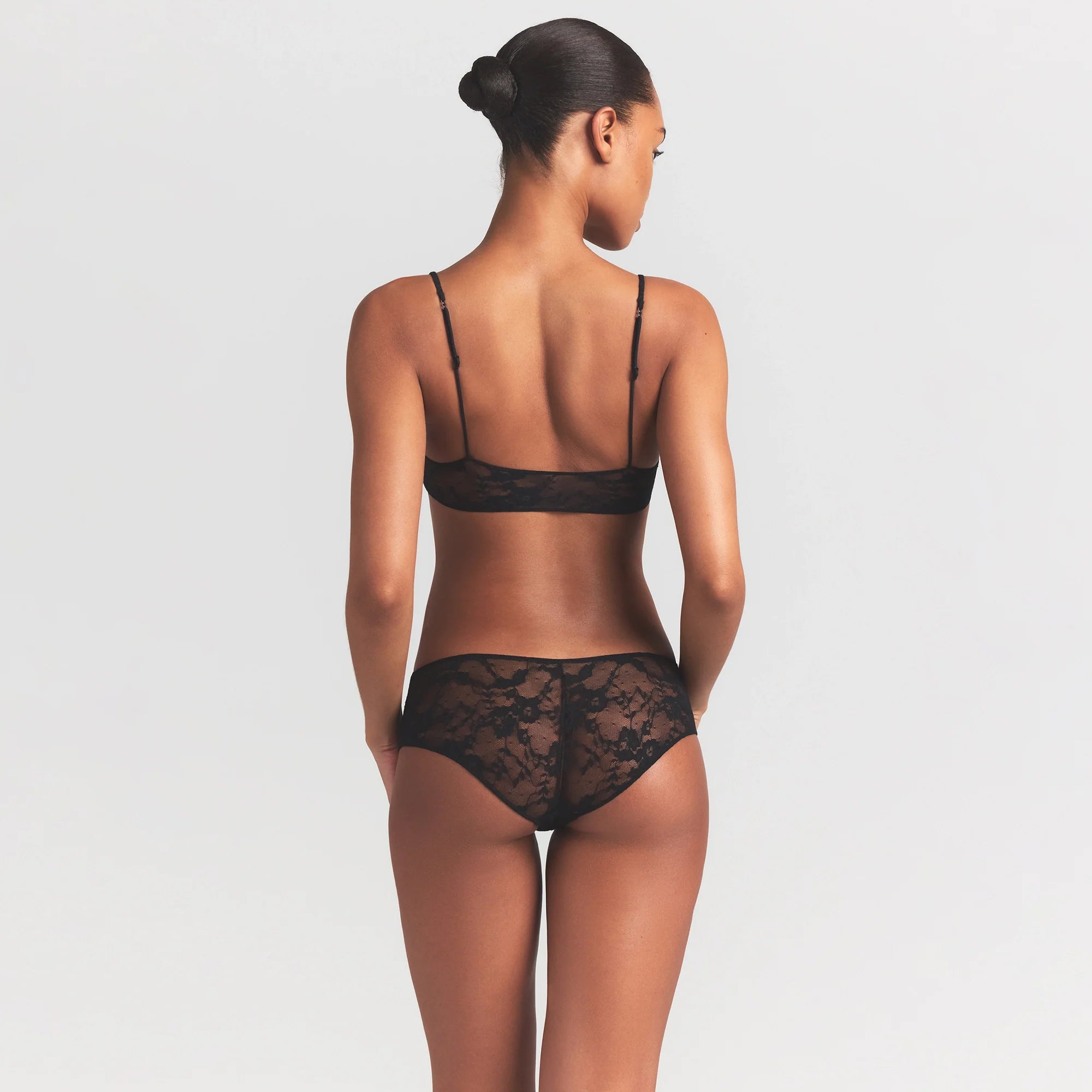 STRETCH LACE HIPSTER | SOOT