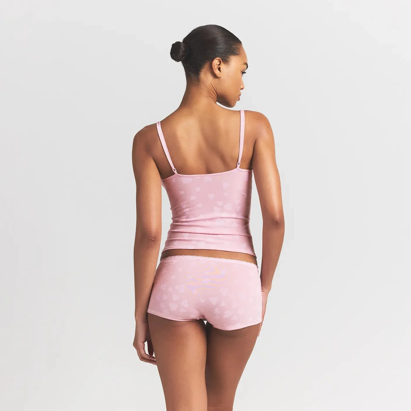 LIGHTWEIGHT COTTON LACE CAMI AND BOY SHORT SET | HALITE CLUSTERED HEARTS