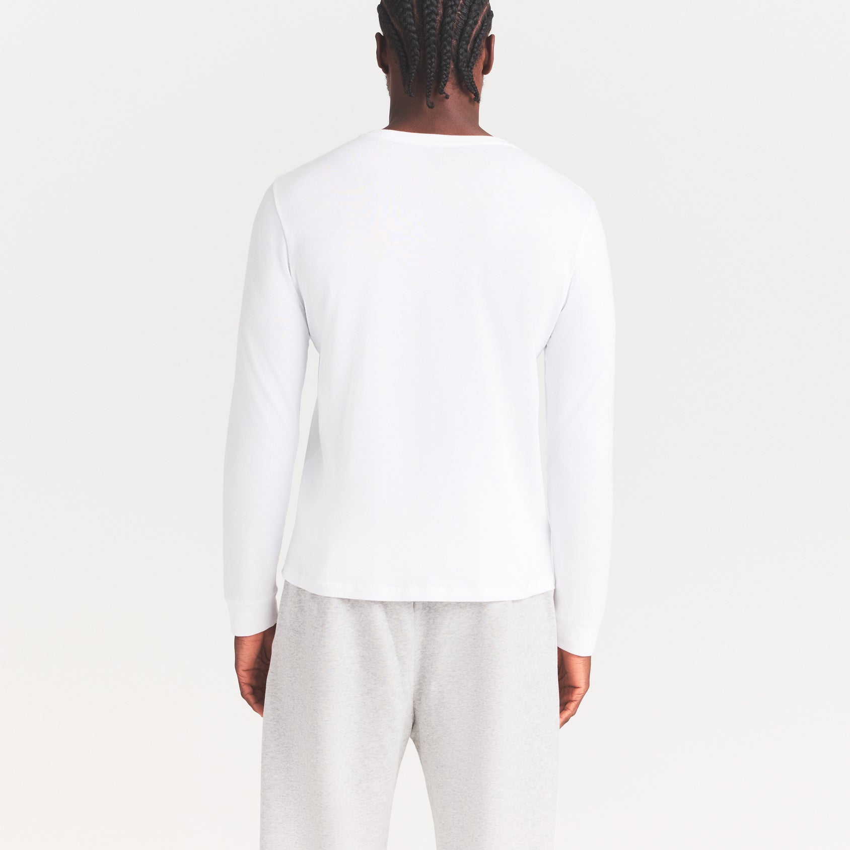 SKIMS COTTON MENS CLASSIC LONG SLEEVE T-SHIRT | CHALK