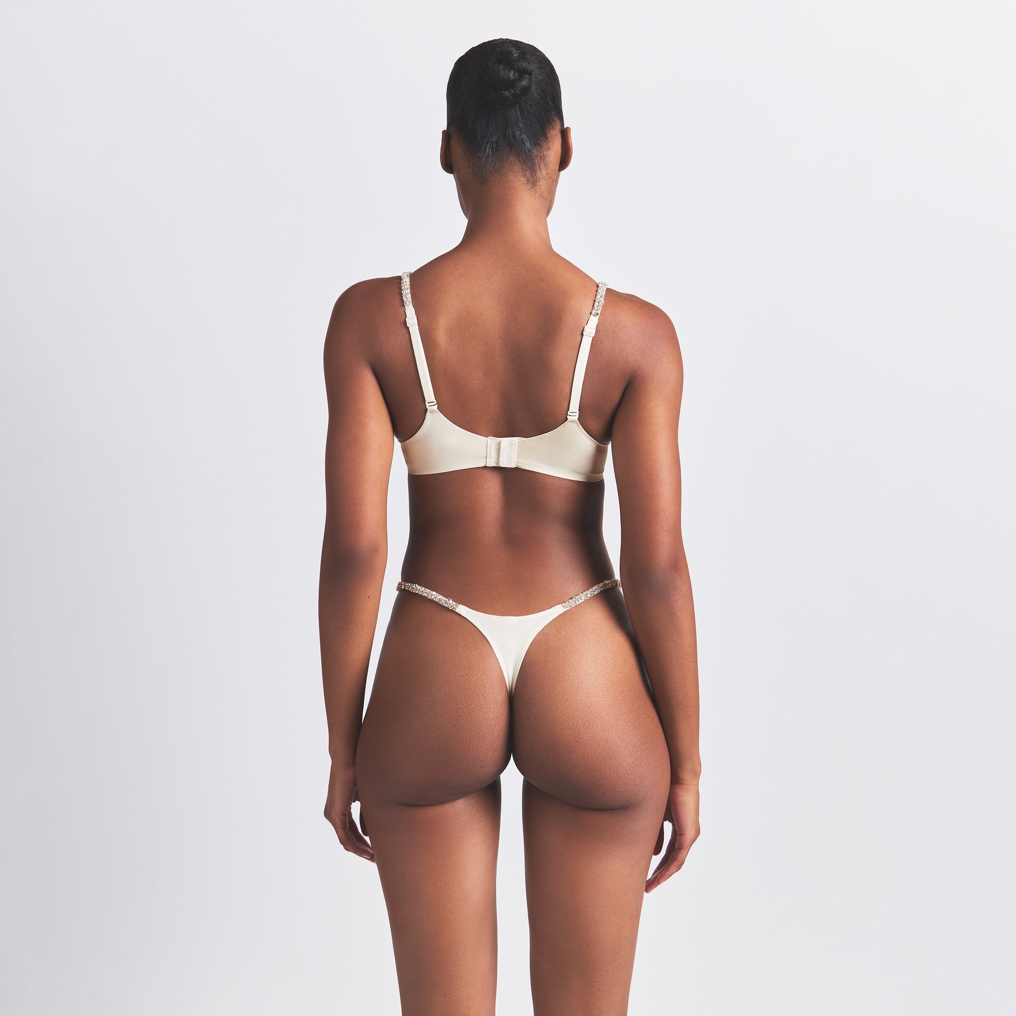 SKIMS ULTIMATE RHINESTONE TEARDROP PUSH-UP BRA | ECRU