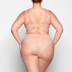 NAKED PLUNGE BRALETTE | MICA