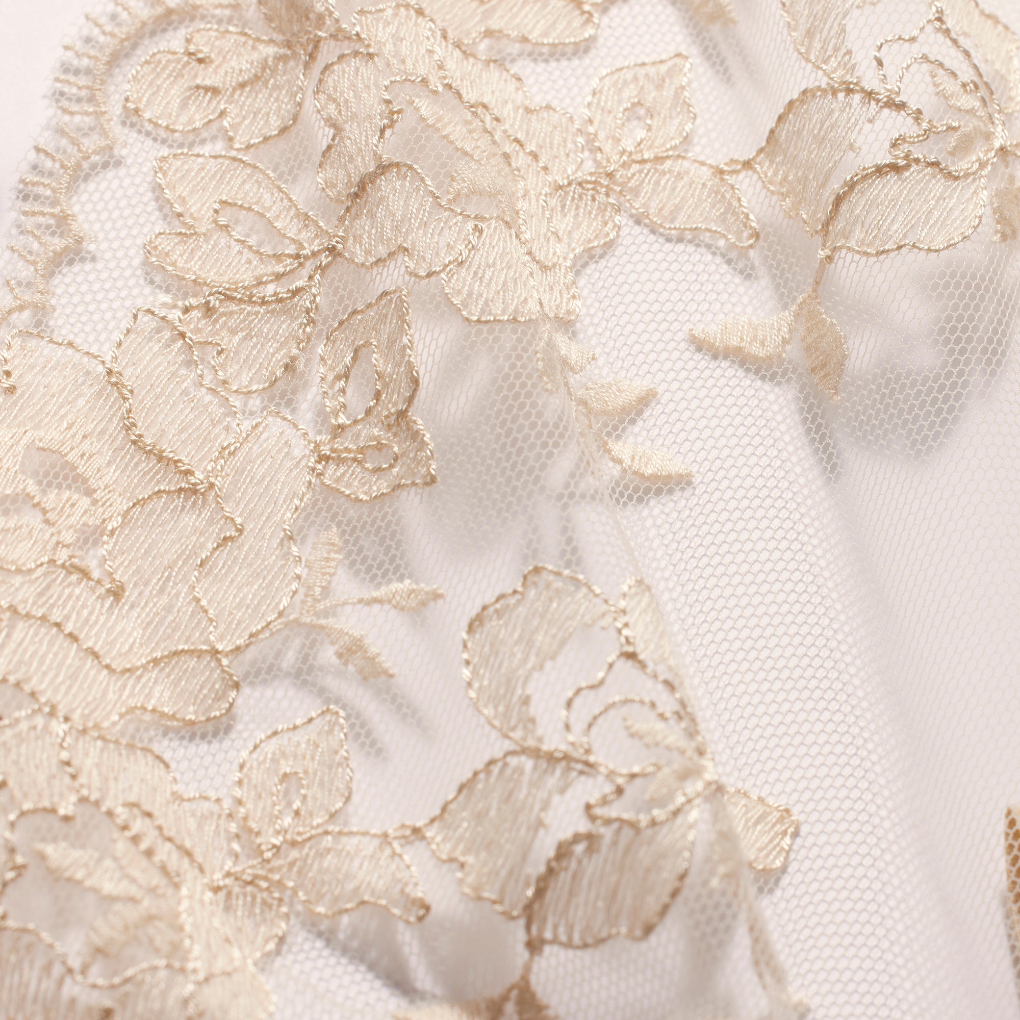 EMBROIDERED LINGERIE FRONT CLOSE UNLINED BRA | CHAMPAGNE