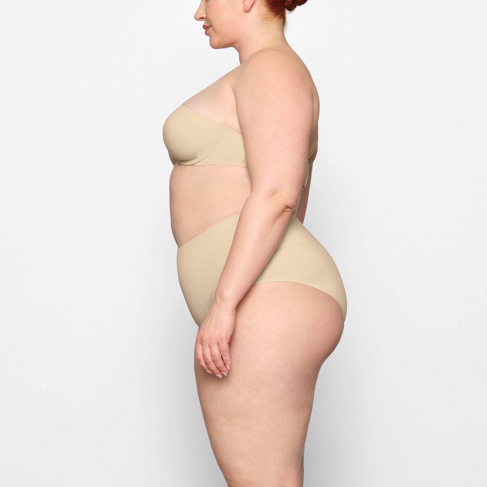 SMOOTHING INTIMATES HIGH-WAISTED BRIEF | SAND