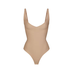 SKIMS BODY CORE SCULPT PLUNGE THONG BODYSUIT | CLAY
