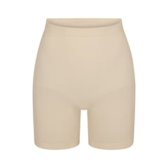 SEAMLESS SCULPT MID THIGH SHORT | SAND