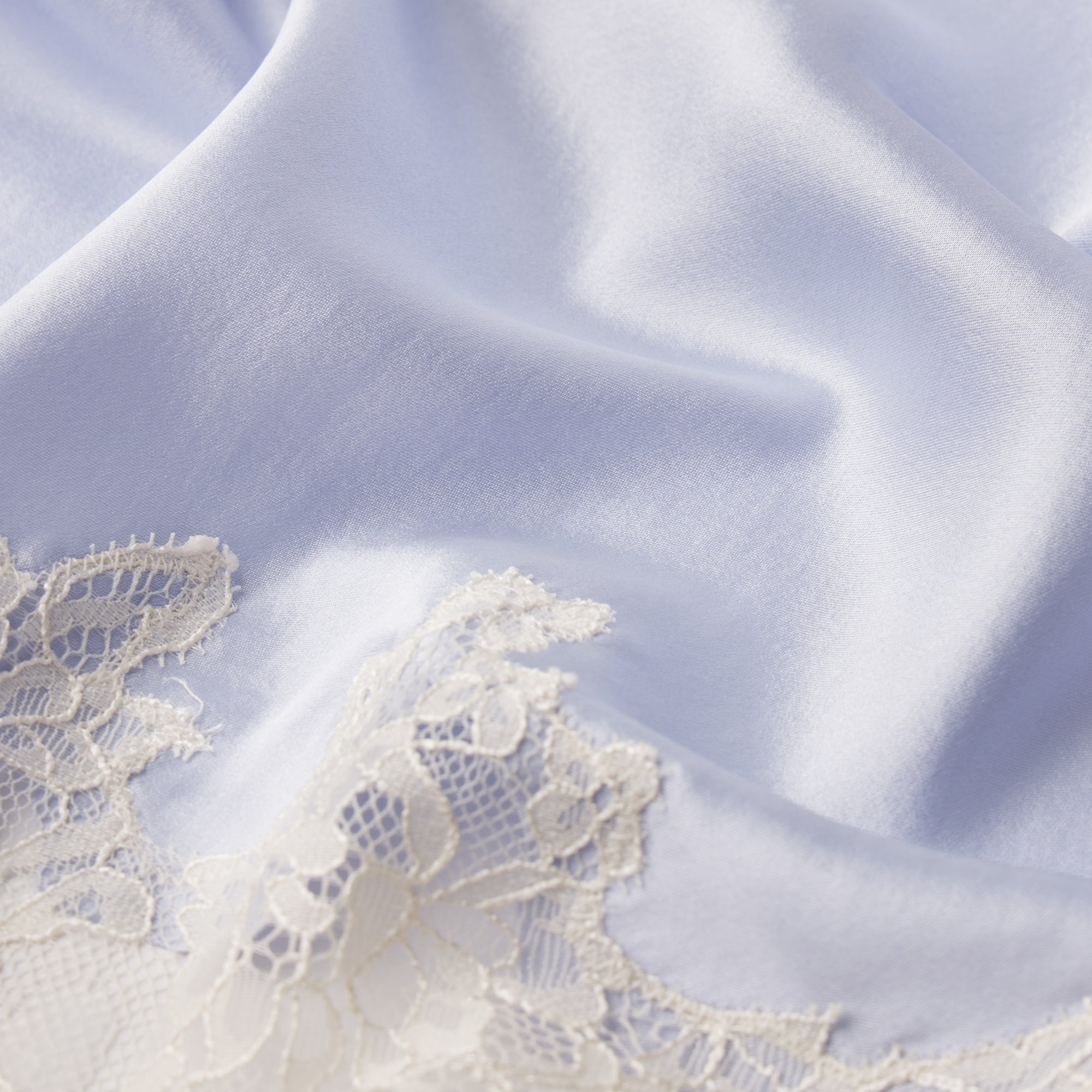 SILK LACE UNLINED DEMI BRA | PERIWINKLE CONTRAST