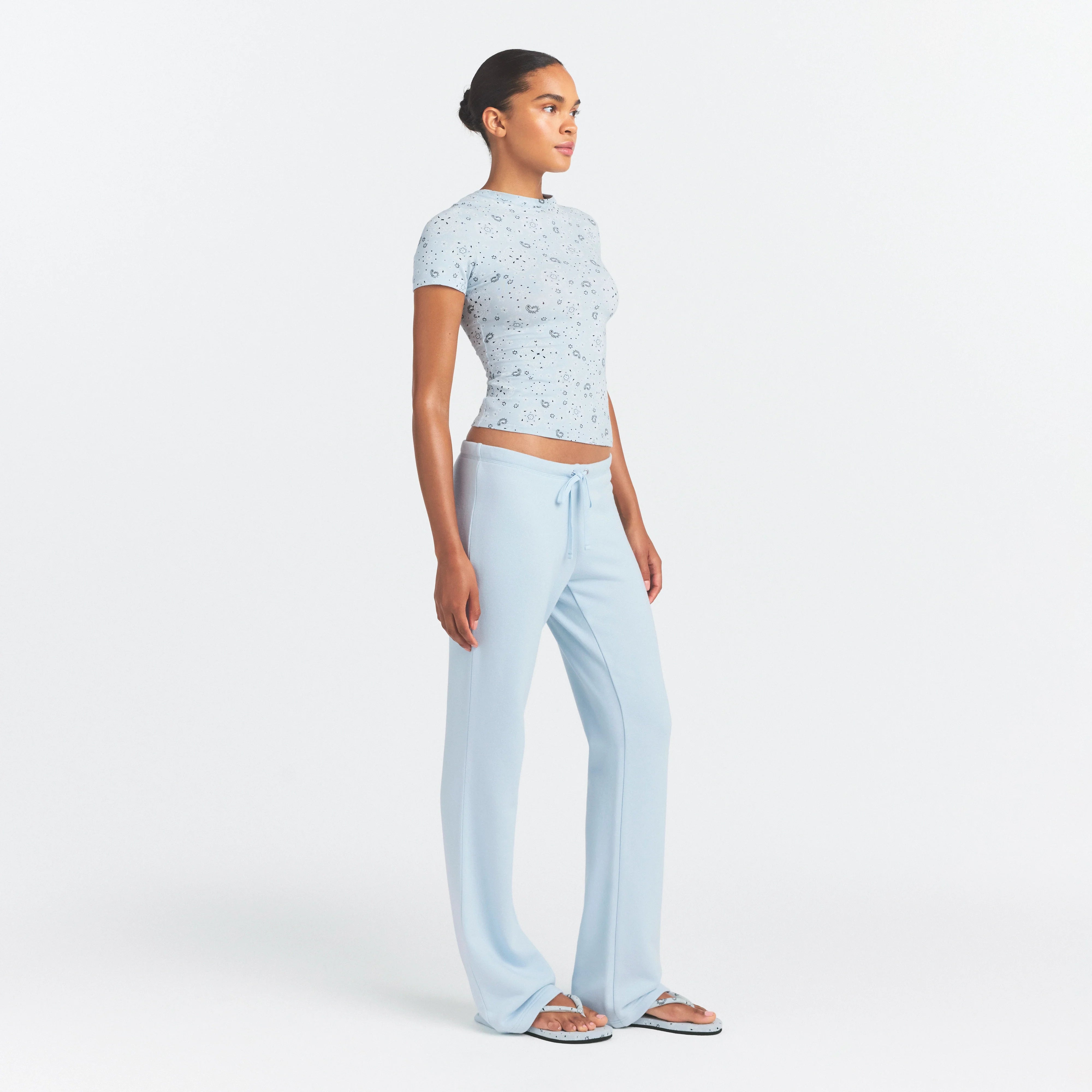 COTTON JERSEY T-SHIRT | POWDER BLUE BANDANA