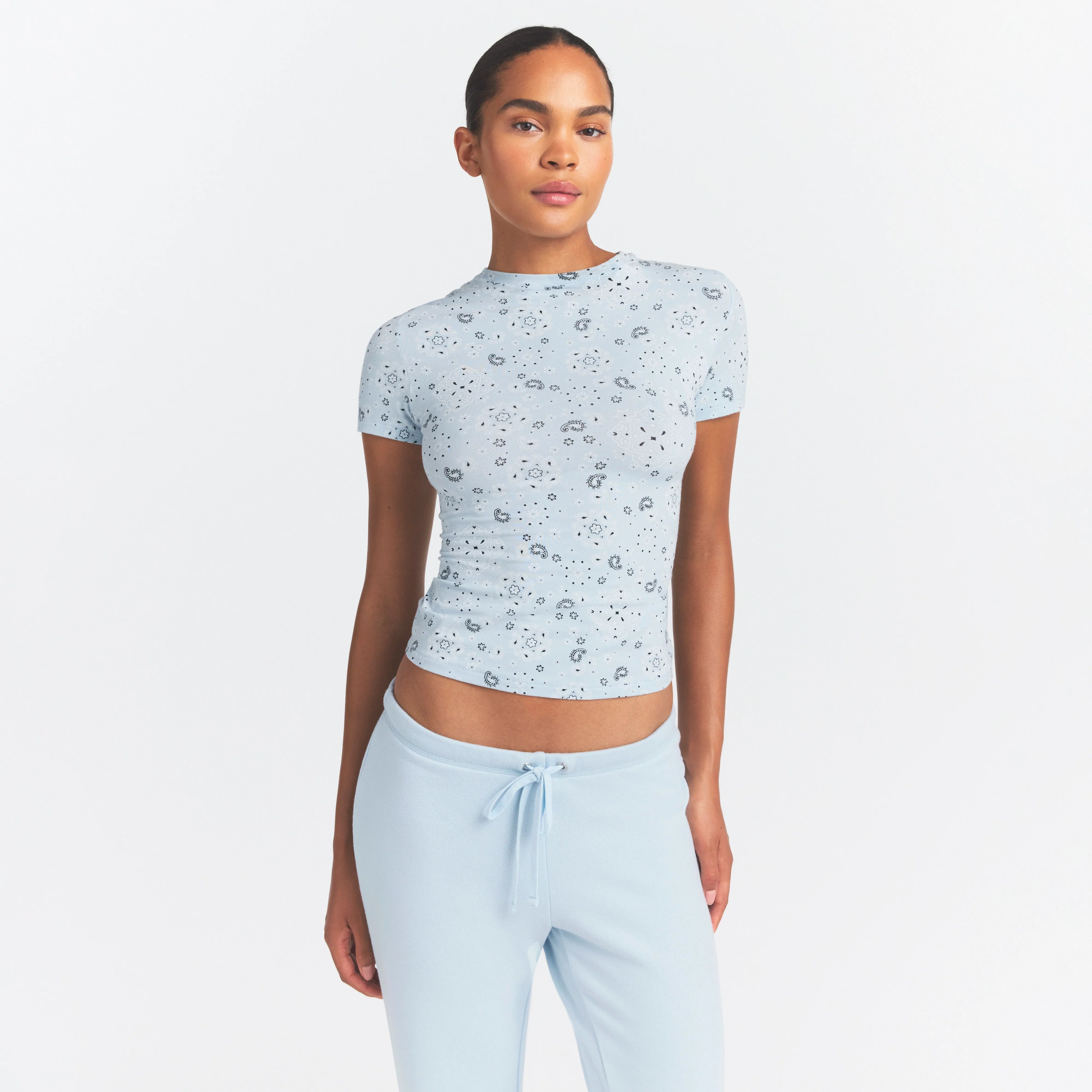 COTTON JERSEY T-SHIRT | POWDER BLUE BANDANA