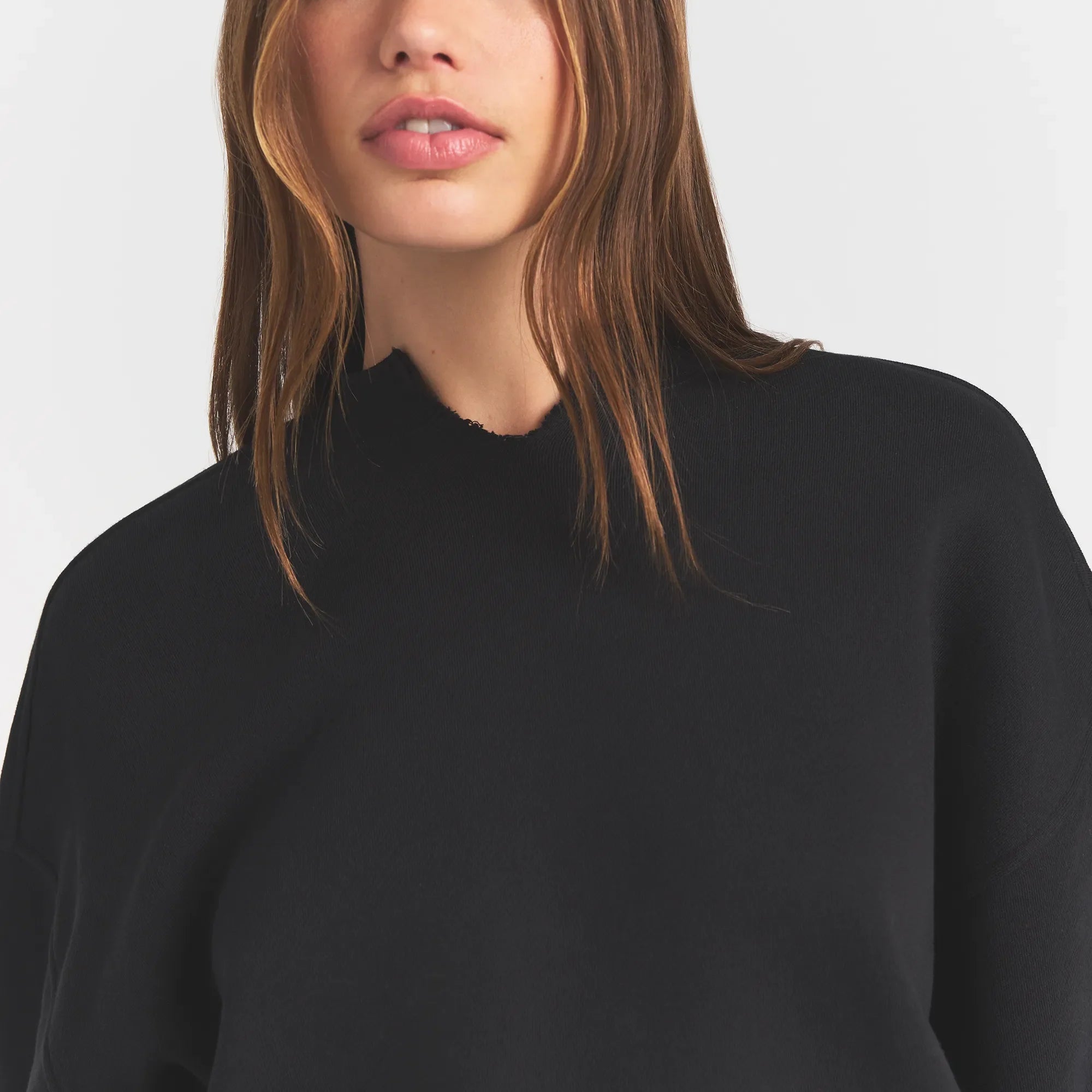 HEAVYWEIGHT FLEECE CREWNECK | ONYX