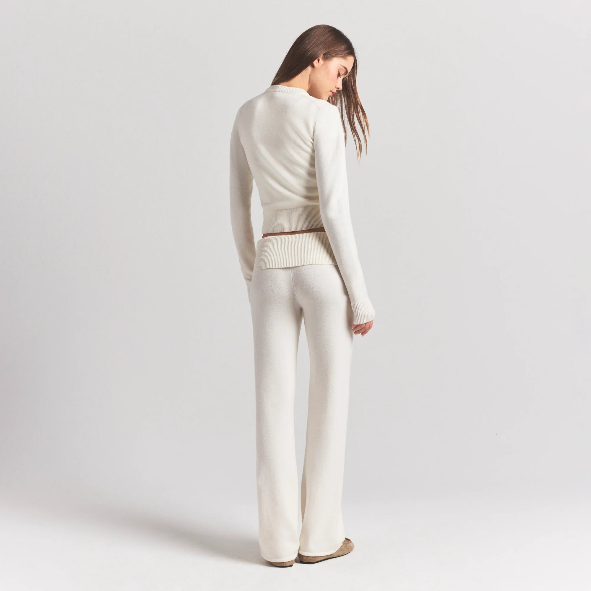SWEATER KNITS RIBBED LONG SLEEVE FITTED CREW NECK | IVORY
