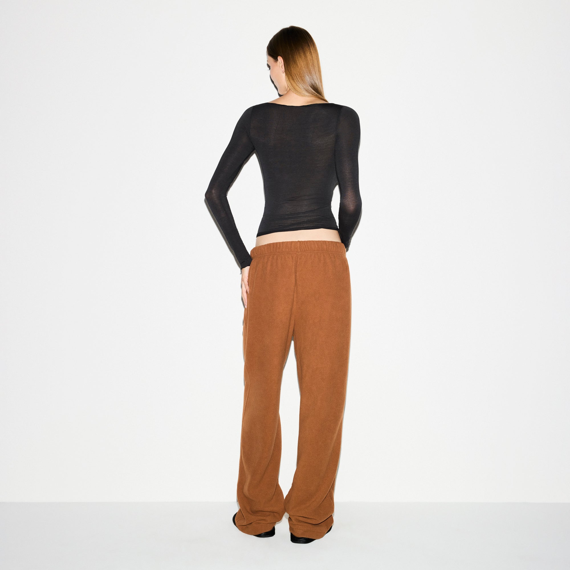 OUTDOOR FLEECE STRAIGHT LEG PANT | CHAI